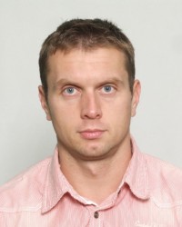 Dr Dušan Milovanović